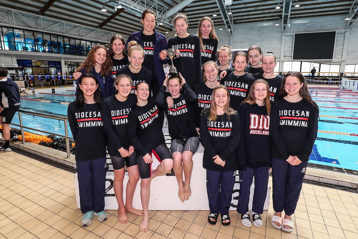 Dio wins Top School at National Swimming Championships